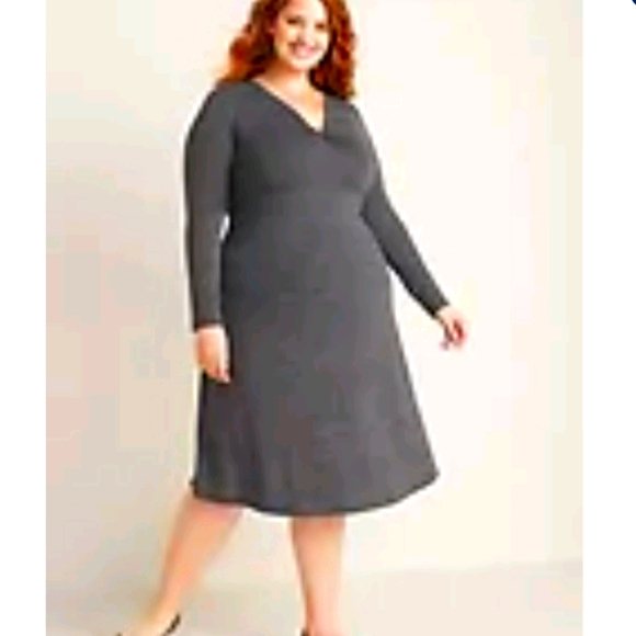 Old Navy Dresses & Skirts - Old Navy Plus Grey Twist Front Dress